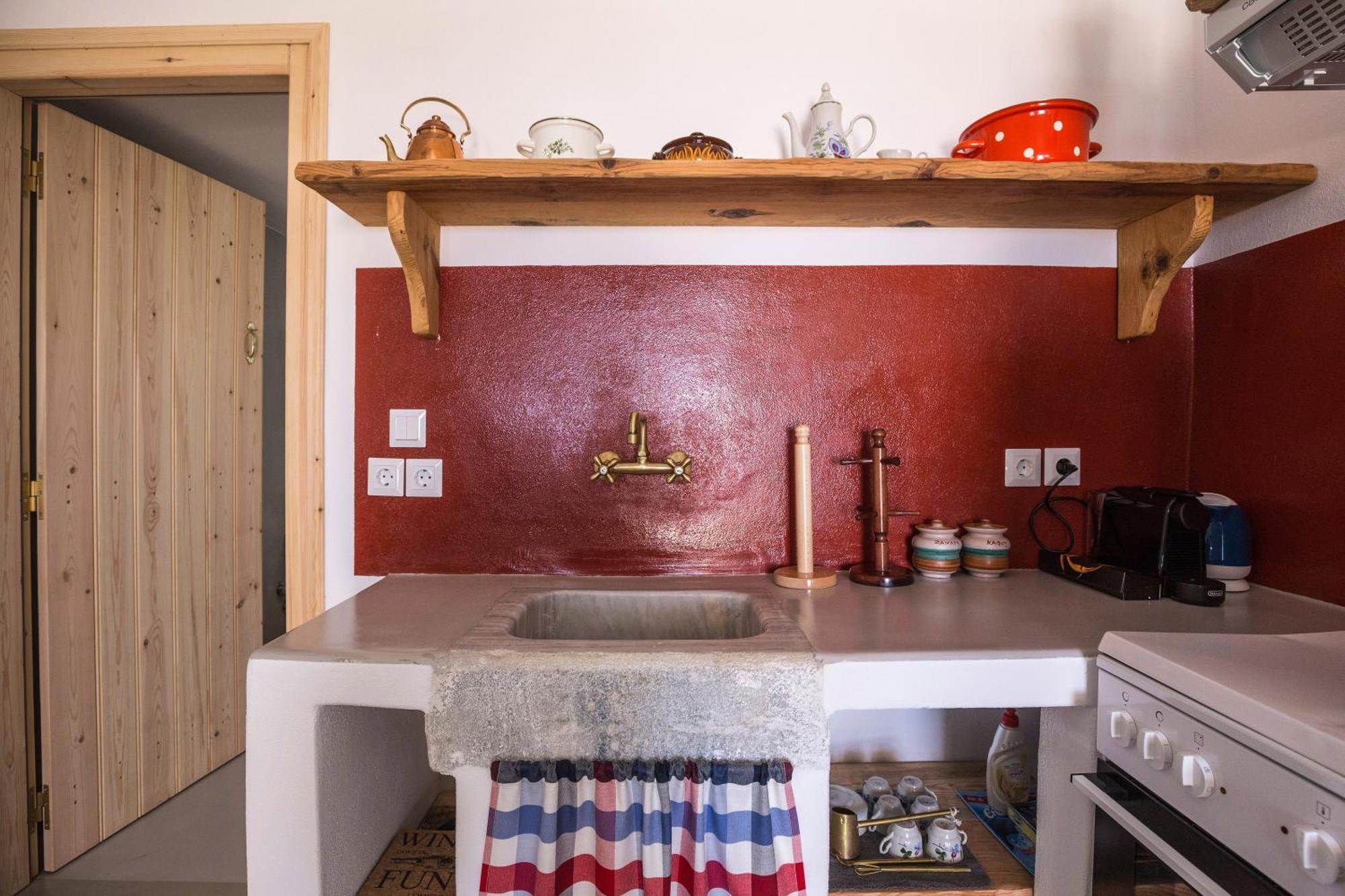 Ailouros Scenic Guest Houses Schoinoussa Екстериор снимка